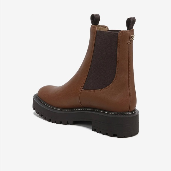 Sam Edelman

Laguna Waterproof Boot - Picture 4 of 5